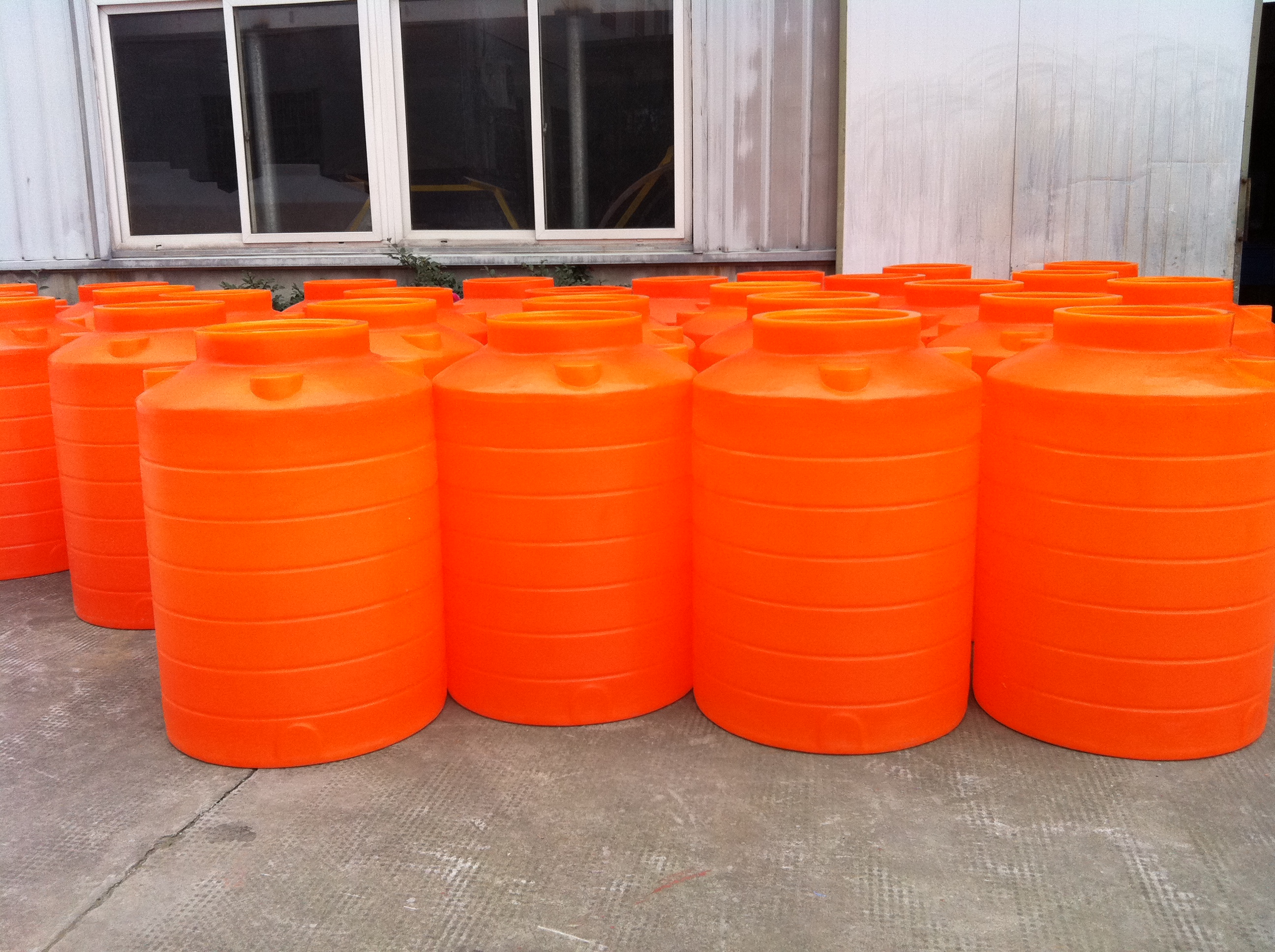 聚乙烯腌制桶 塑料立式水箱 塑料圆柱型水箱 吉祥厂家供应1