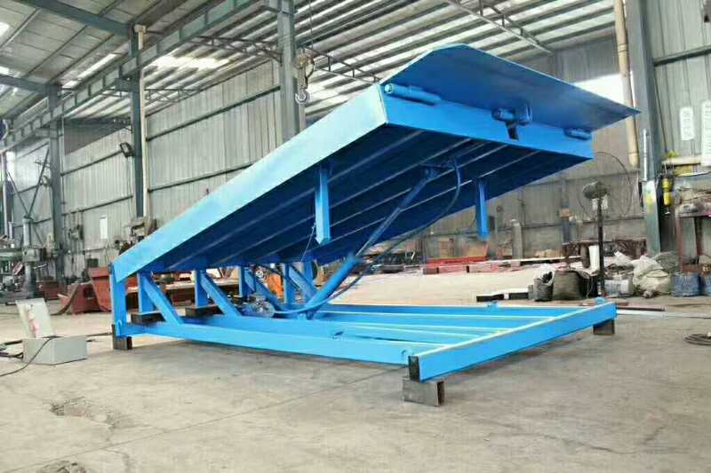 月台高度调节板 金航固定式电动登车桥 月台搭板 装卸货平台1