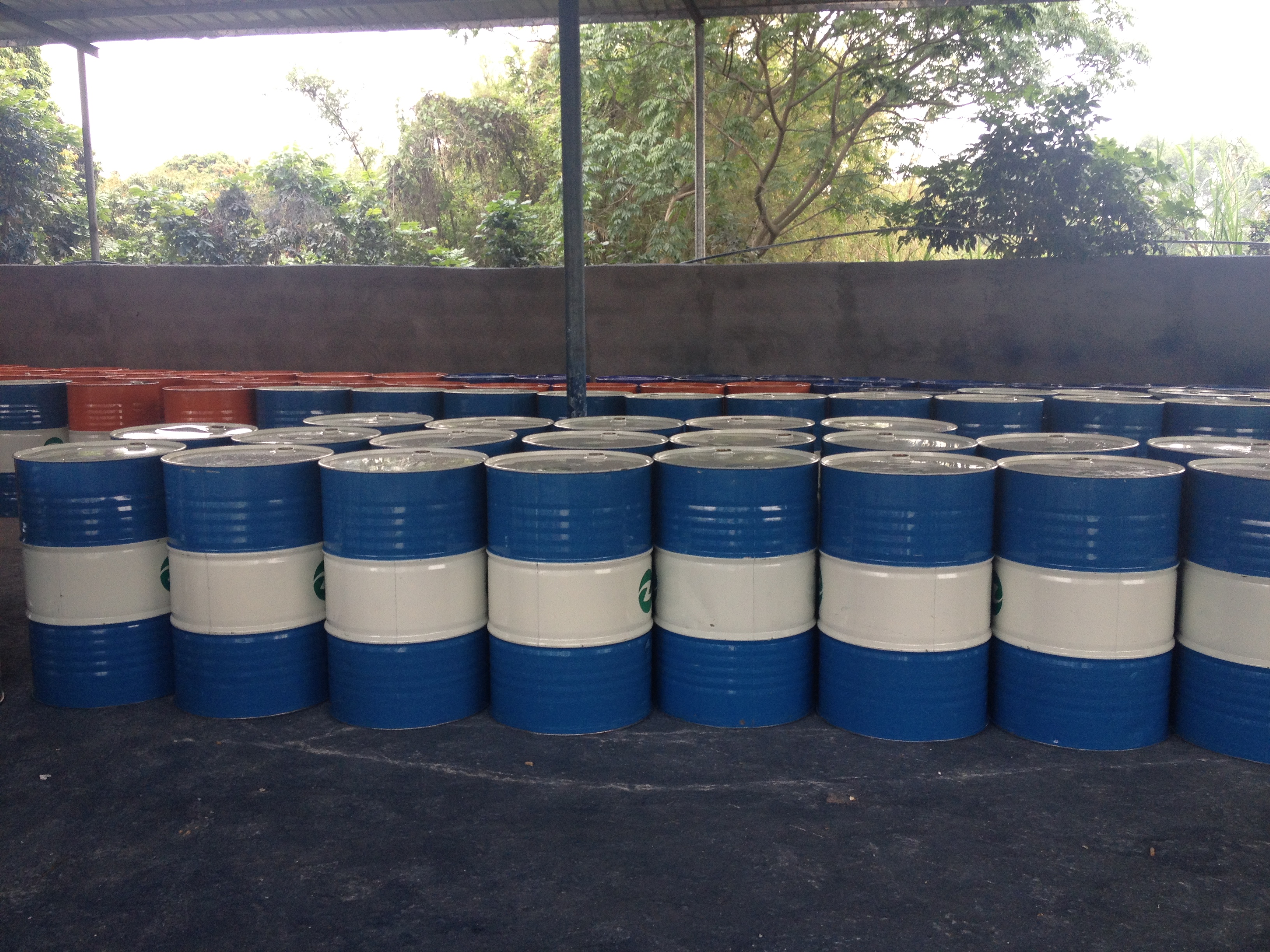 旧油桶回收 废铁桶回收 回收200L油桶厂家 莞兴废旧油桶回收5