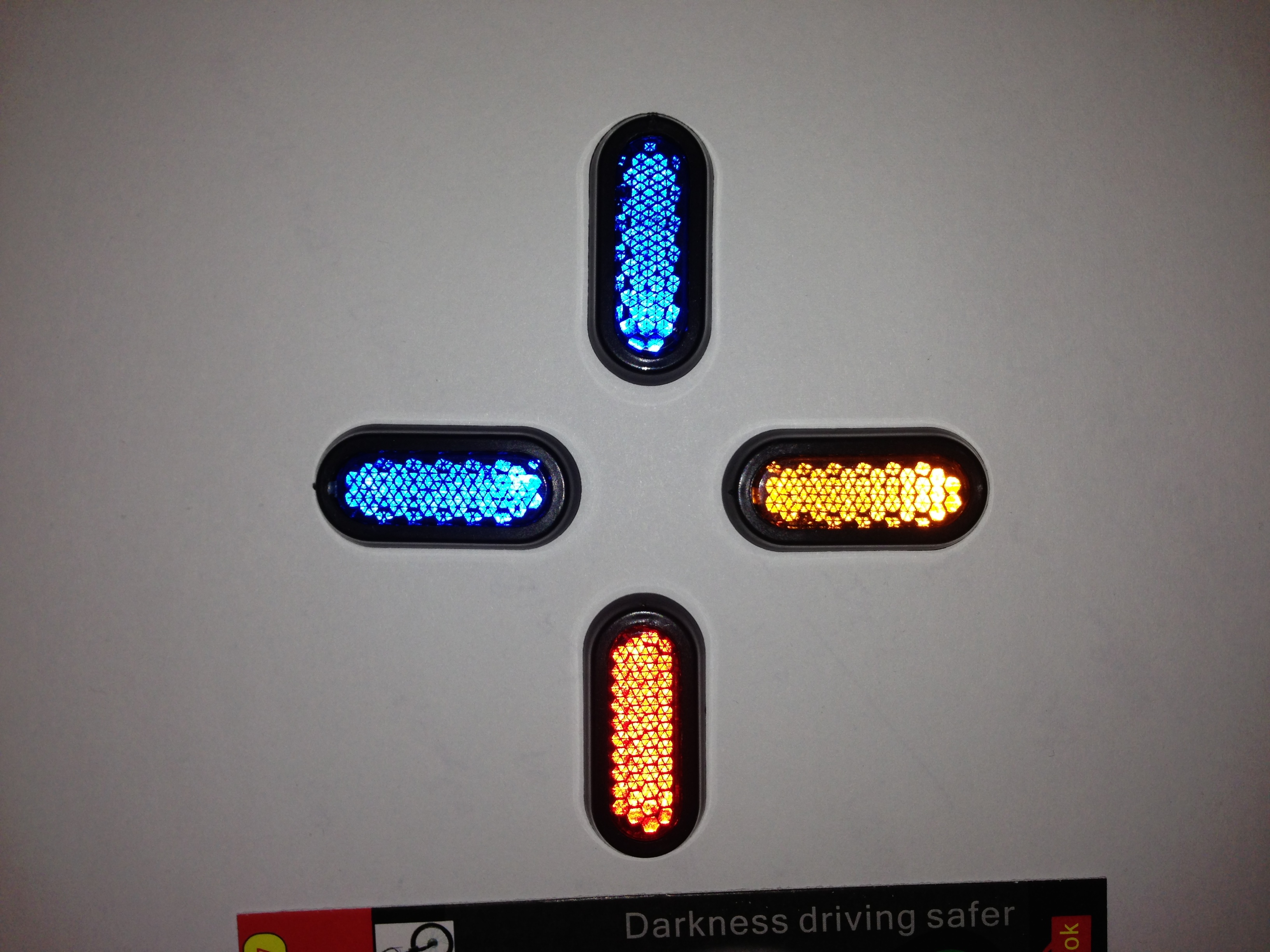 车辆安全反光片 自行车平衡车夜骑警示反射片 粘贴式反光反射板2