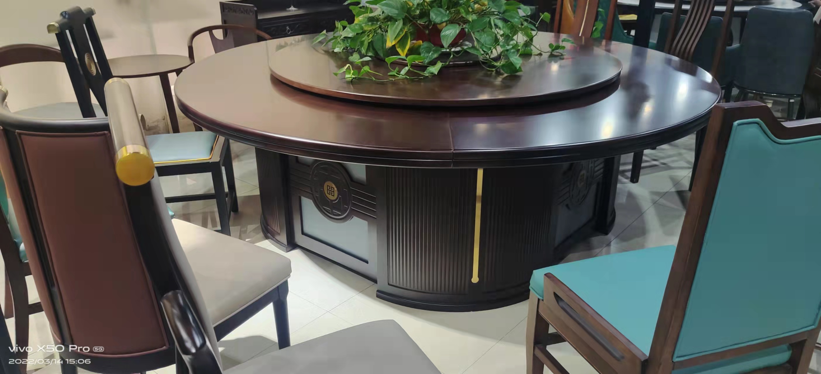 枣阳坤鹏酒店用品大全 新中式实木餐桌椅定做电话 供应谷城流行酒店电动餐桌规格5