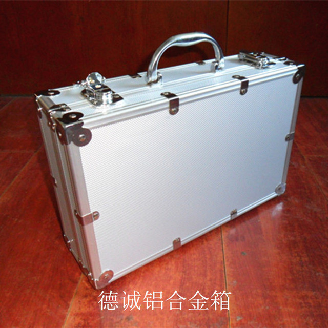 厂家直销供应银色铝箱 精美铝合金箱 工具产品收纳箱 铝合金箱3