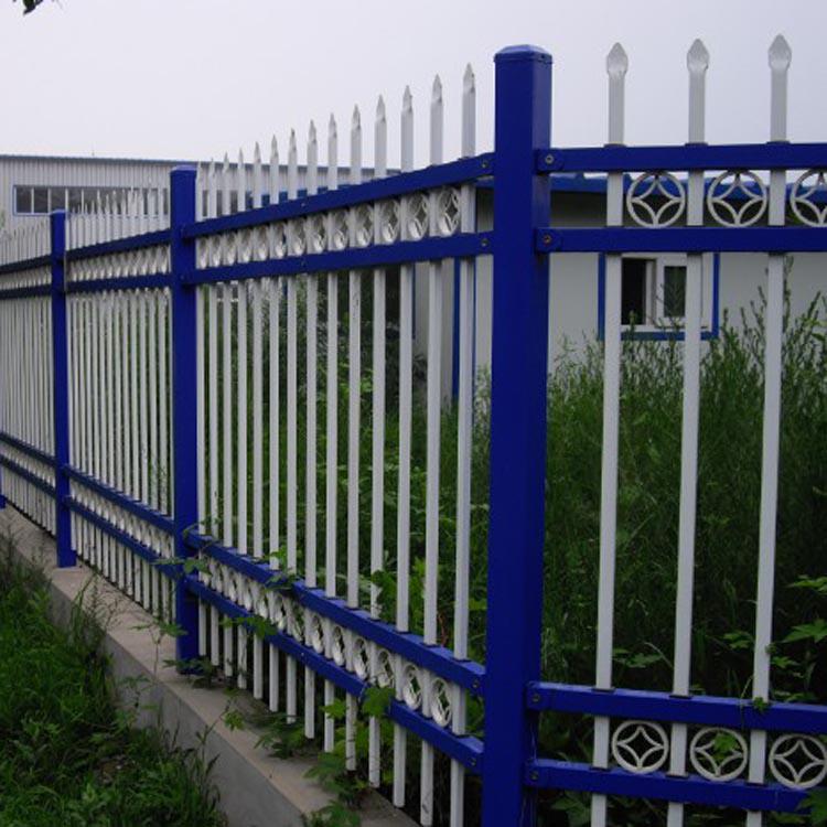 启诚 小区围墙护栏 外墙墙墩护栏 庭院组装栅栏 现货供应3