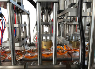 小型拉环盖生产线 温州 工厂价格 易拉罐牛奶果汁灌装机 塑料包装机械1