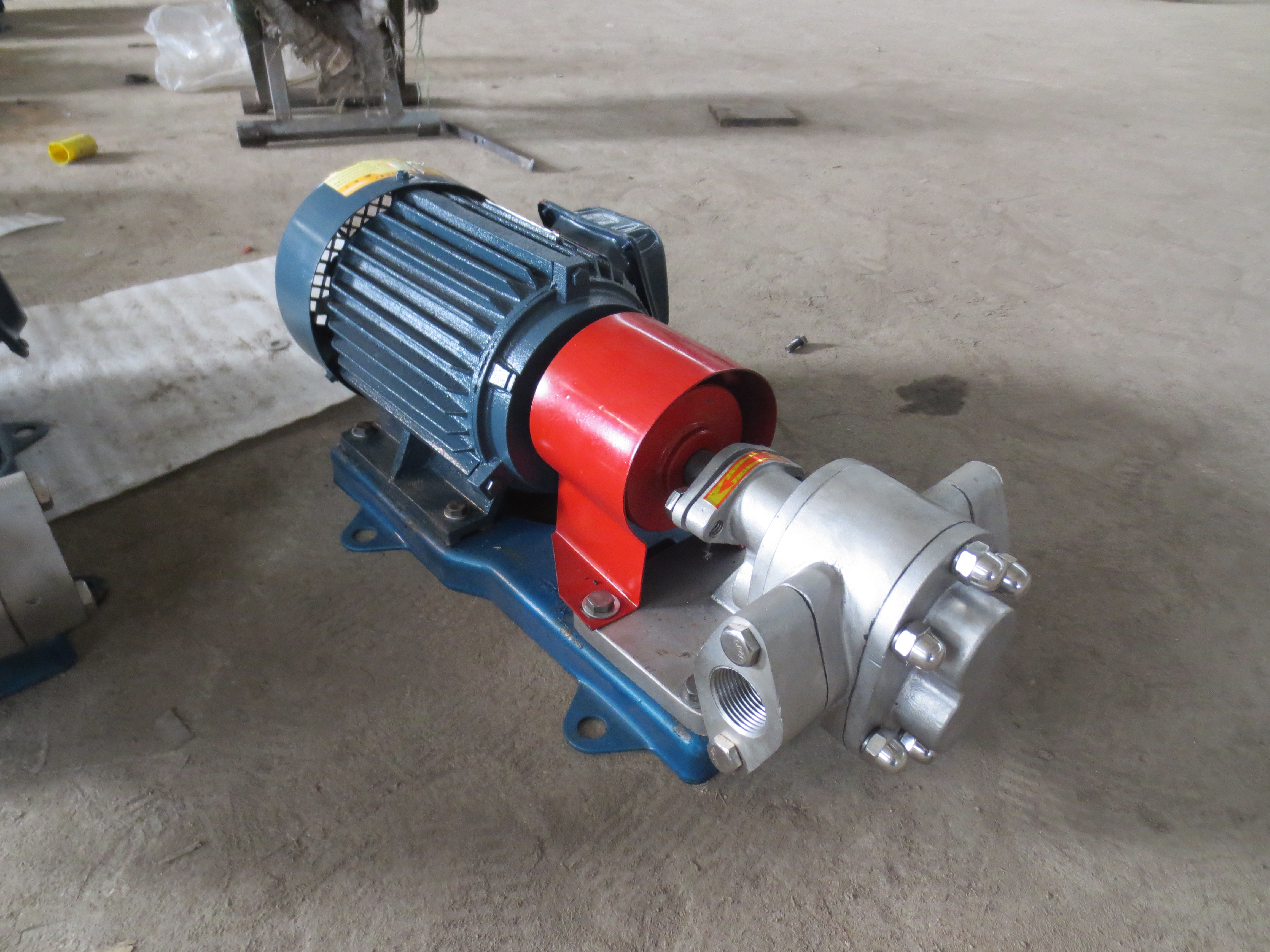 泊头齿轮泵厂现货供应KCB不锈钢齿轮泵促销KCB不锈钢油泵1