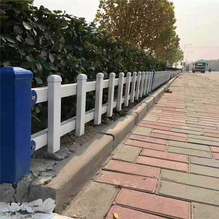 华朋销售 pvc塑钢草坪围栏 草坪pvc护栏 草坪护栏塑料7