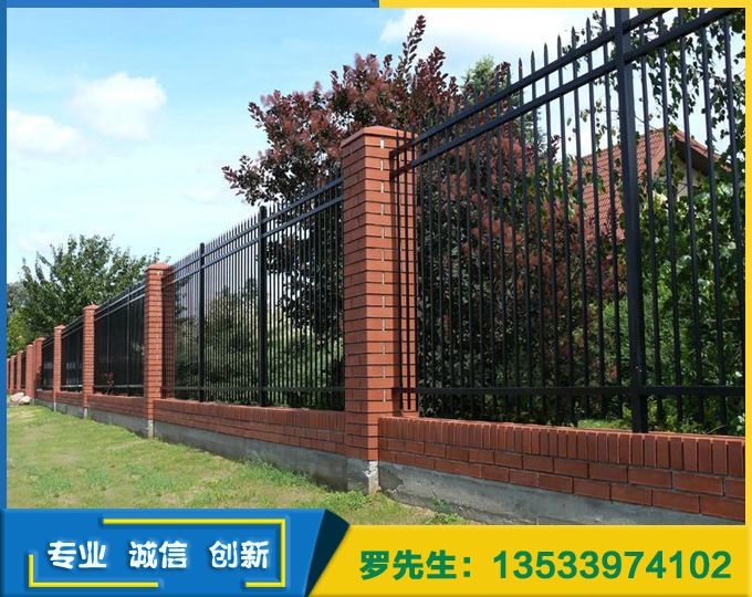 护栏网现货供应 海南高质量栅栏批发 梅州小区围墙护栏2