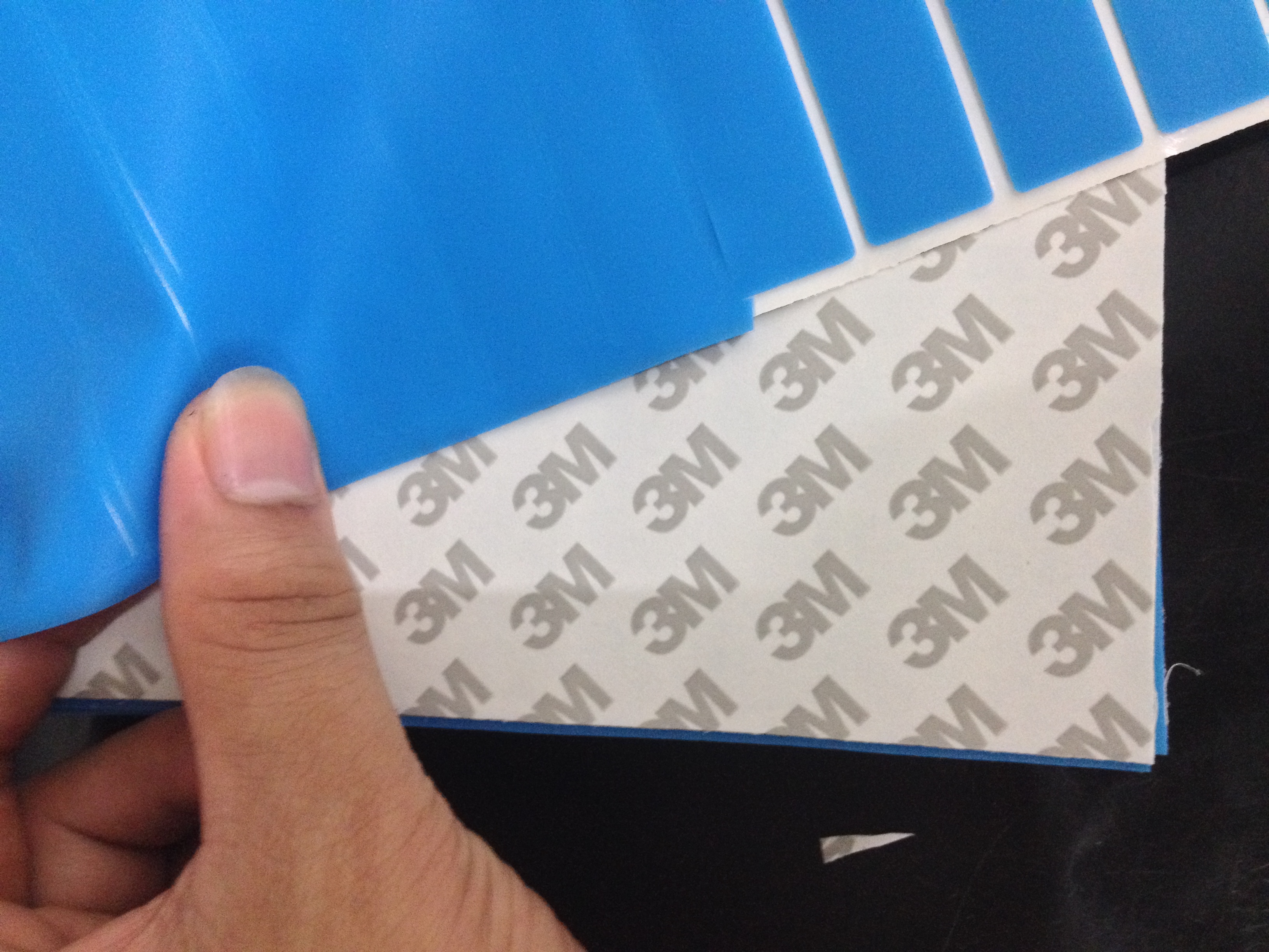 厂家专业生产硅胶防滑垫 红色硅胶垫 硅胶背3M胶垫 彩色硅胶垫 蓝色硅胶垫 黑色硅胶垫5