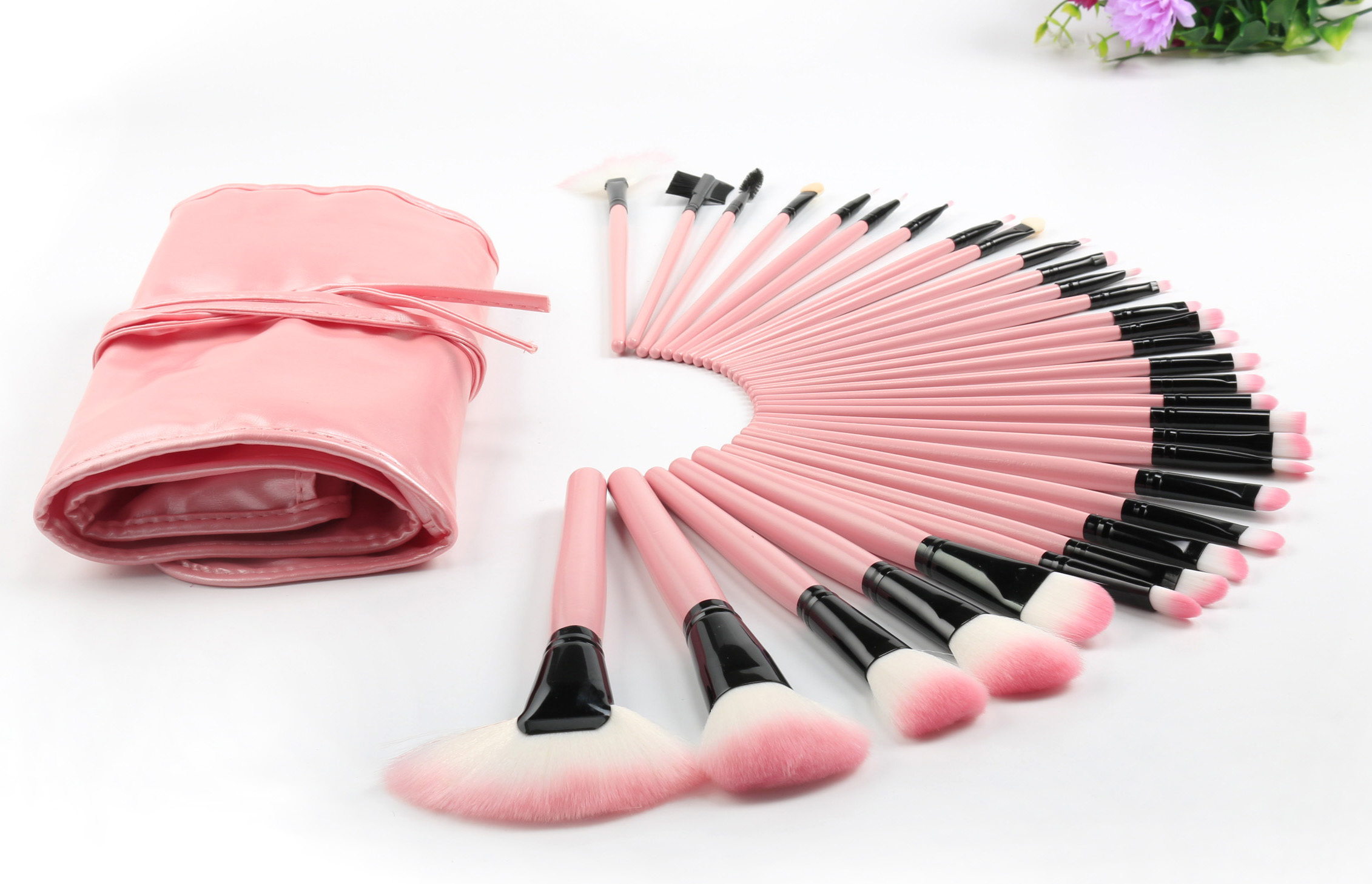 黑色美妆工具 支持定制 木柄粉色 厂家直销32支化妆刷套装