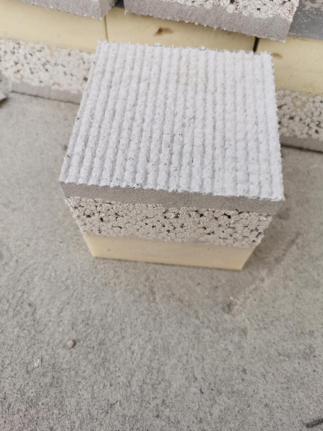 岩棉复合板 GES一体板 金威玻璃棉 保温结构一体板 厂家 免拆保温模板1