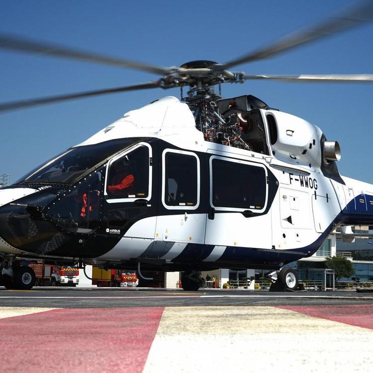 直升机婚礼 直升机测绘 飞机及配件 进口飞机 罗宾逊R44直升机3