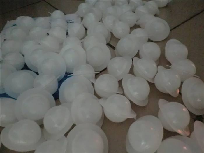 产品介绍肇庆pp聚丙烯带帽液面覆盖球 水处理液面覆盖球制作方法及流程 六边形液面覆盖球5