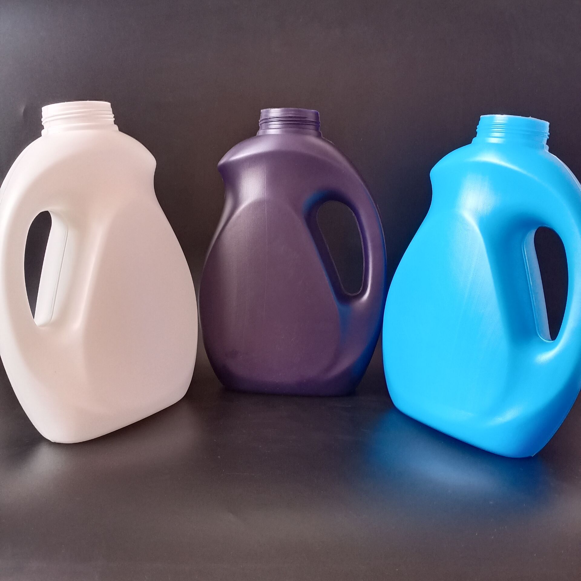 2升洗衣液壶 批发2升洗衣液瓶塑料瓶花肥瓶液体分装瓶 塑料瓶、壶1