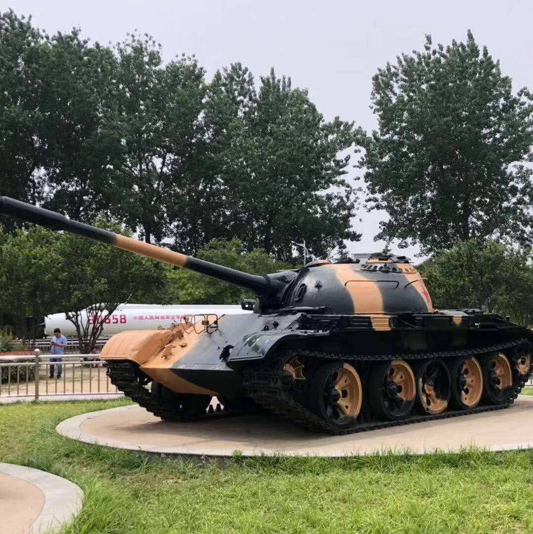 开动坦克模型出售 军事模型 弘讯模型制造厂家4