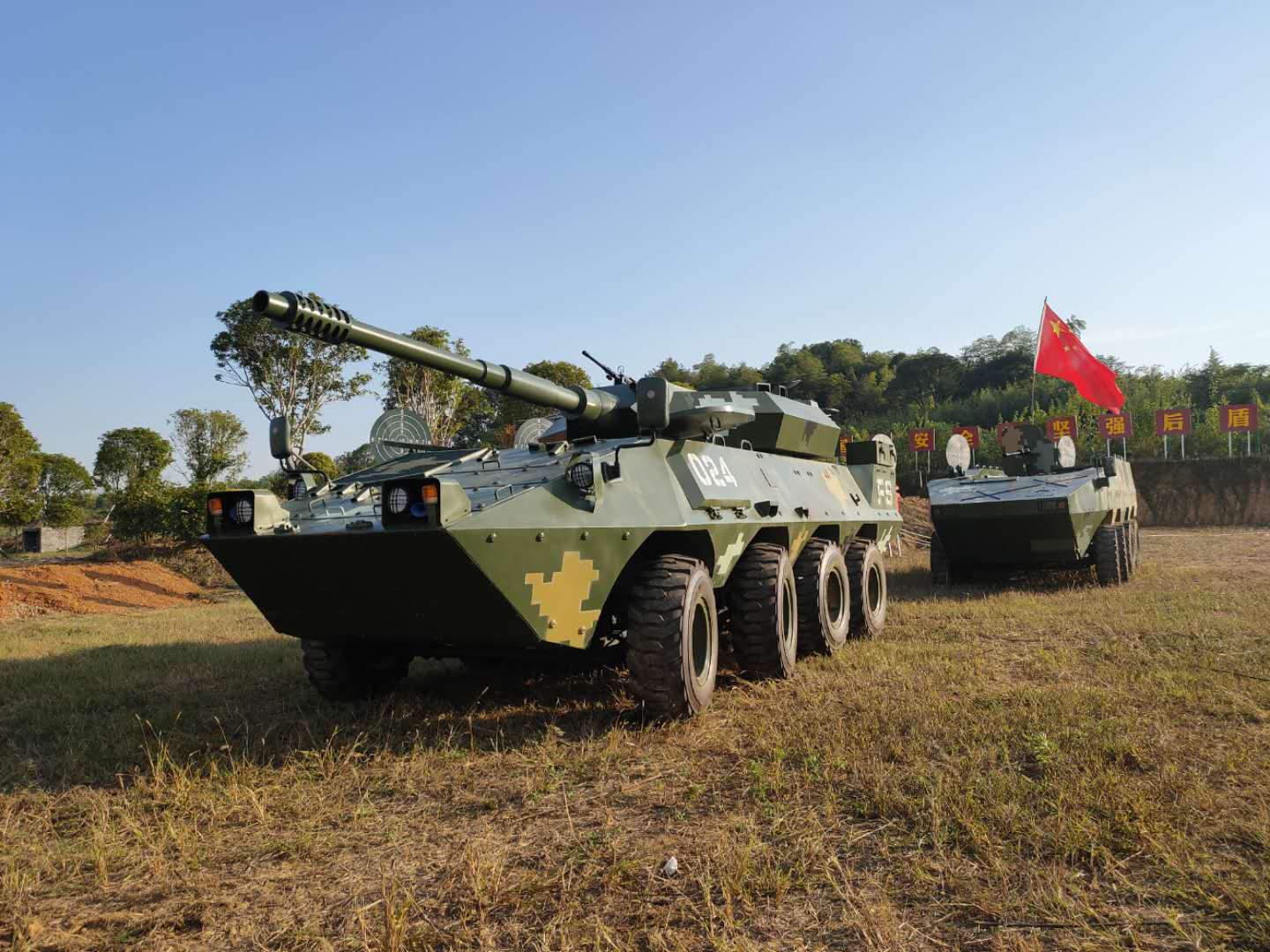 军事模型 大型军模设备 装甲车模型展览装备1