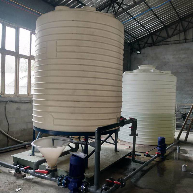长沙30吨锥底石英砂储罐 可做保温棉防护立式pe大罐 滚塑容器3