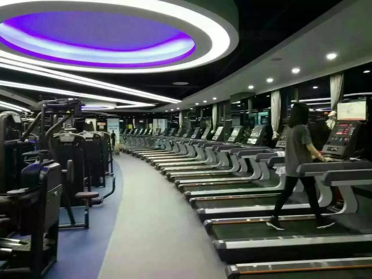 21.5寸大屏 山东天悦健身器材跑步机健身房商用家用TY-80008
