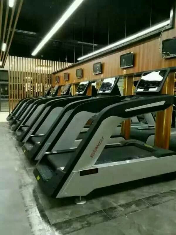 21.5寸大屏 山东天悦健身器材跑步机健身房商用家用TY-80005