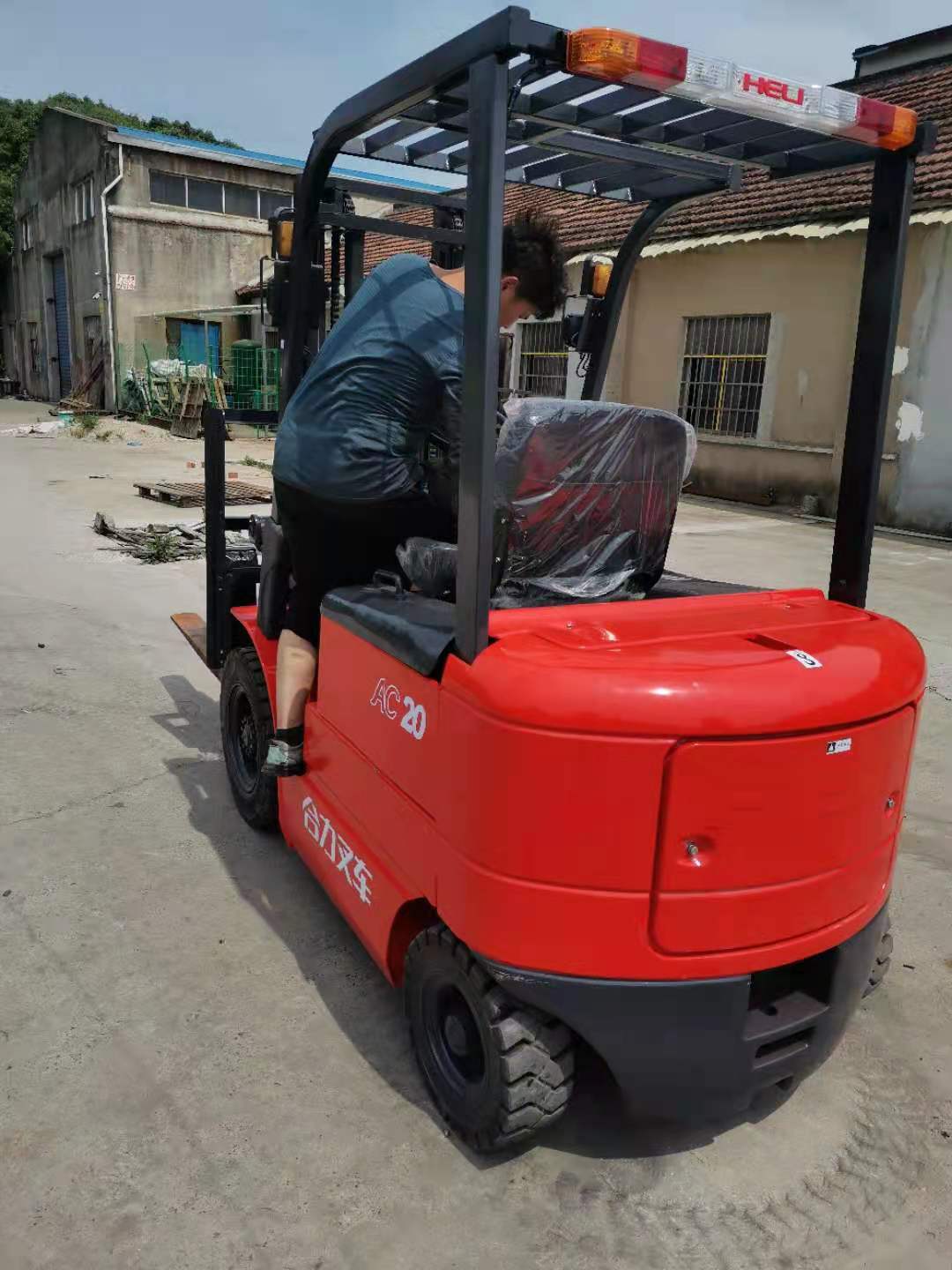 2吨叉车 上海叉车 价格优惠 电瓶叉车6