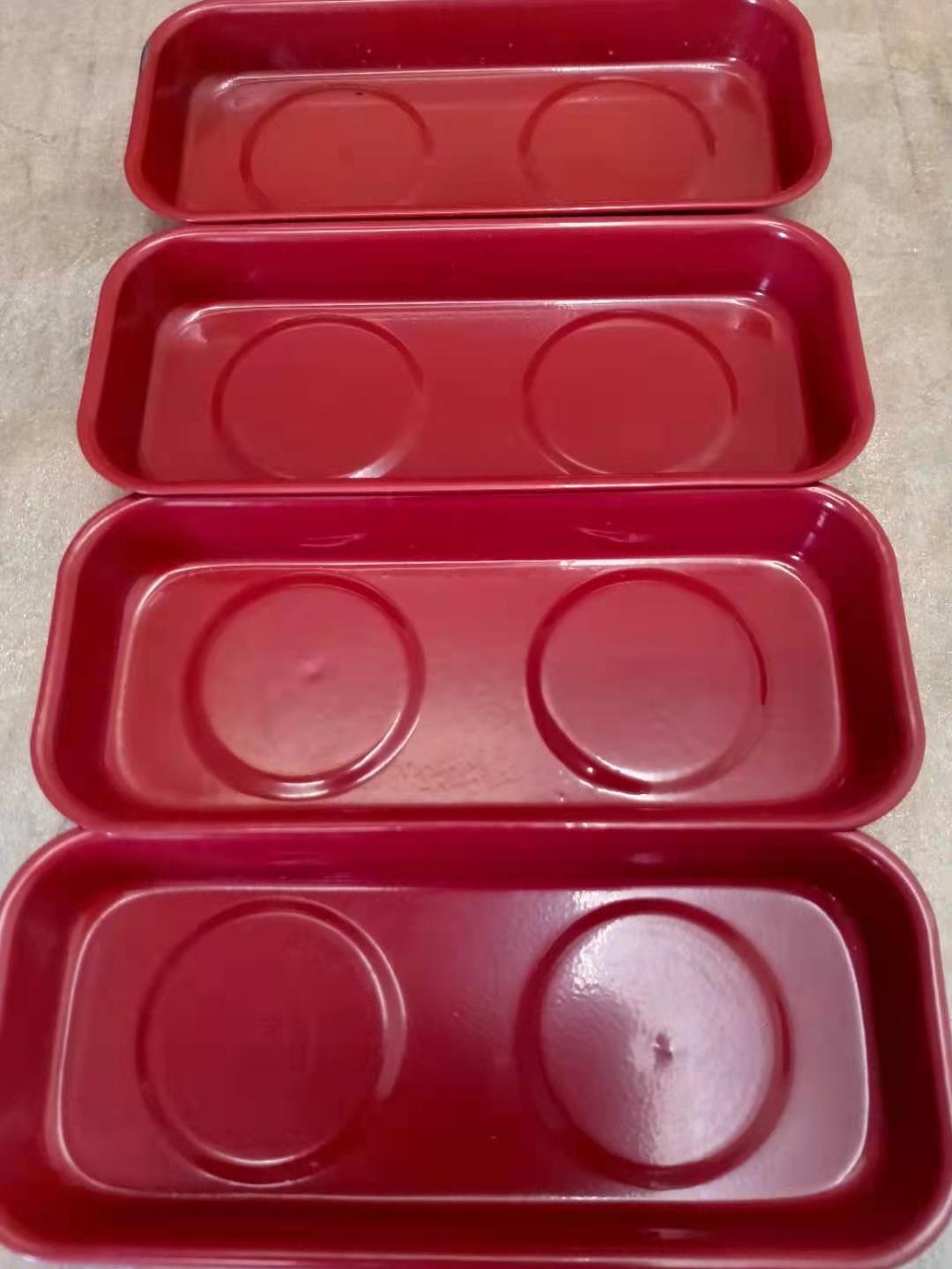 红色喷塑磁性收纳碗 汽保机修磁力盘 底部装配磁铁 网上热销磁碗 可以牢牢吸附在铁制品上在倒挂状态磁碗和小零件都不会滑落6