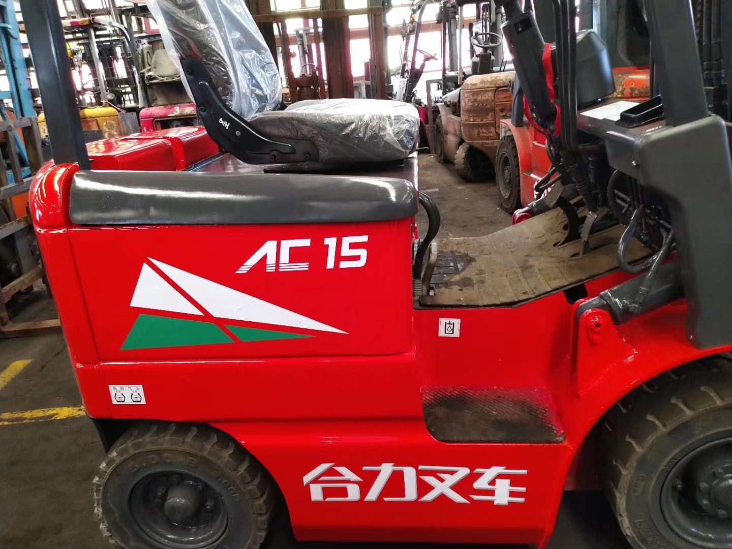 二手叉车1.5吨2吨电动叉车质保一年 全新A30杭州3吨柴油叉车1