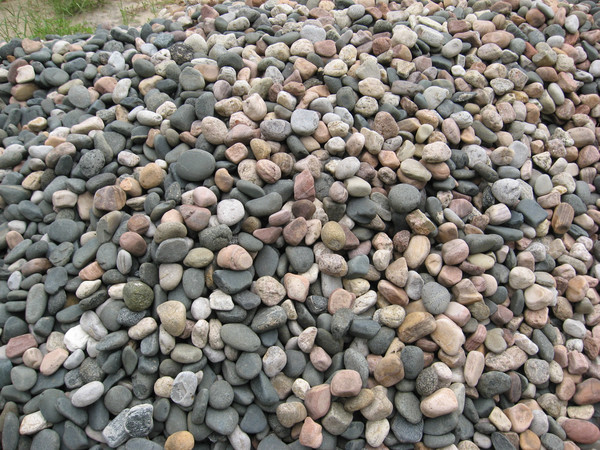 园林景观河滩石产地批发 大型河滩石 沙石、砾石、卵石 河滩水冲石8