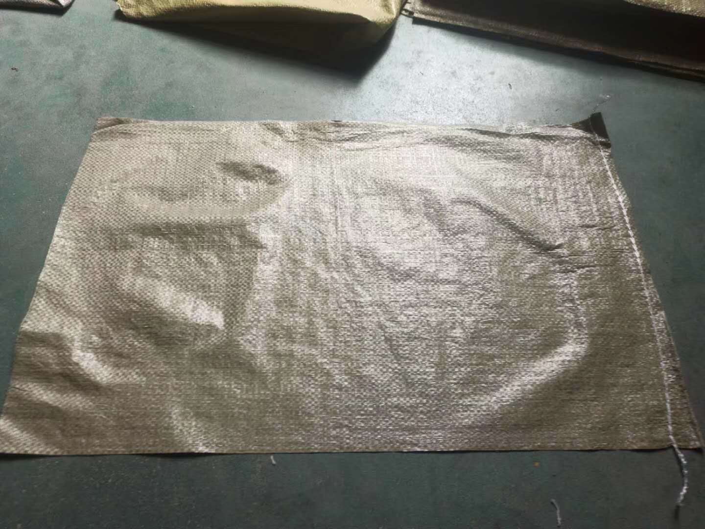 山东临沂 编织袋工厂 工厂直销 塑料编织袋 彩印袋 水泥袋2