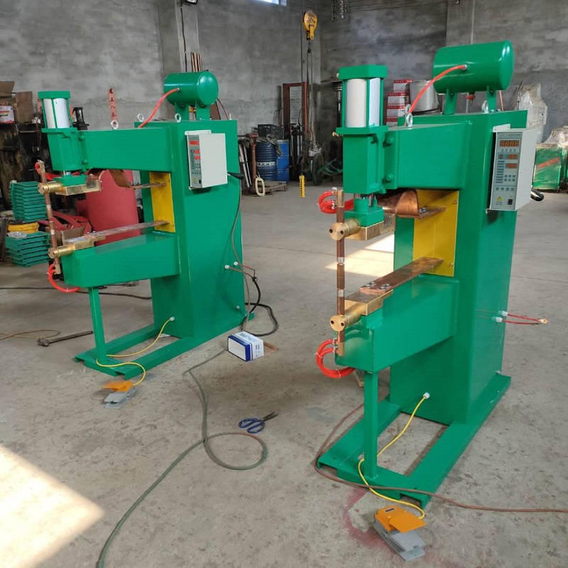 排焊机各种异型焊机 迪骏定制各种点焊机3