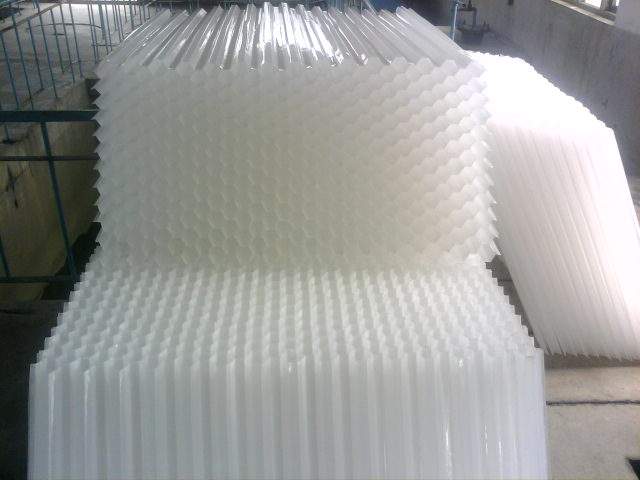 节能环保材料 六角蜂窝斜管填料供应厂家 可来料加工 蜂窝斜管填料2