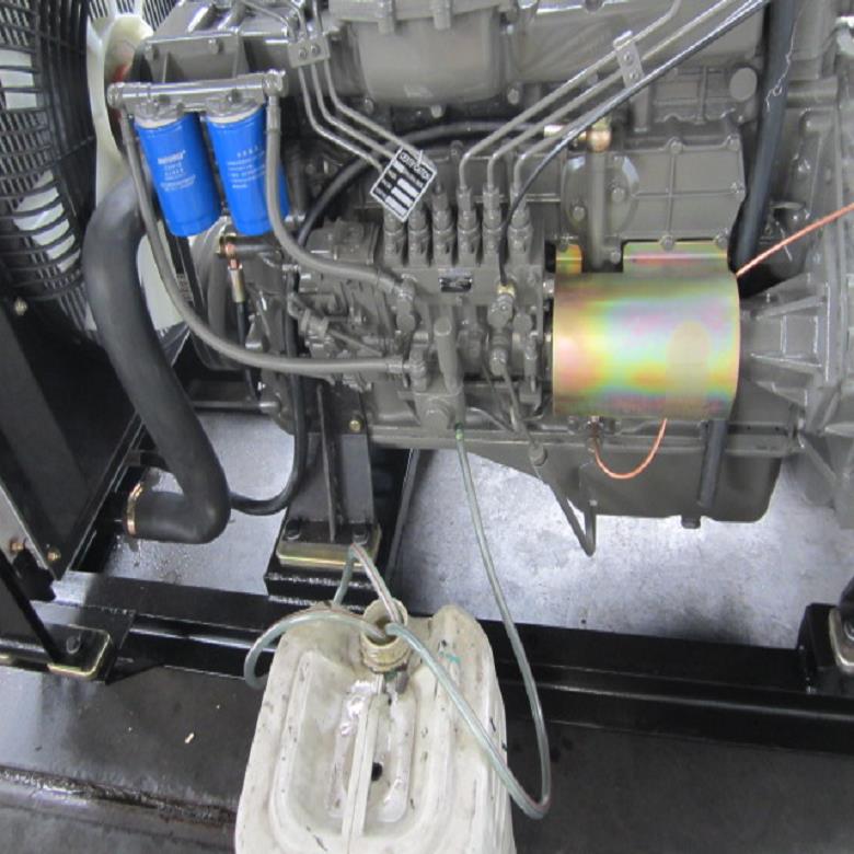 粉碎机潍柴615系列柴油机离合器皮带轮 发动机总成1