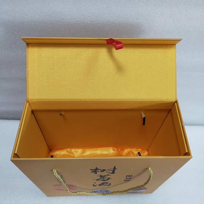河南透明酒盒包装白酒透明盒白酒手提箱包装盒厂家供应定制 塑料盒1