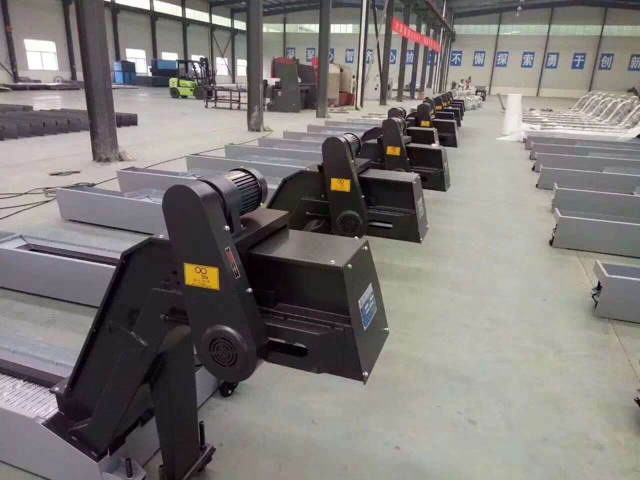 沧州双瑞专业制作各型号机床排屑机 刮板排屑机 磁性排屑机4