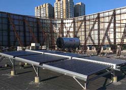 足浴太阳能热水工程 其他太阳能设备1