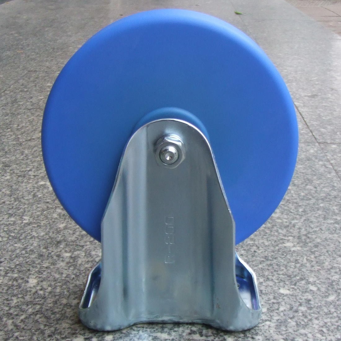 供应东莞南星脚轮-50系列6寸蓝色单体浇铸尼龙固定脚轮
