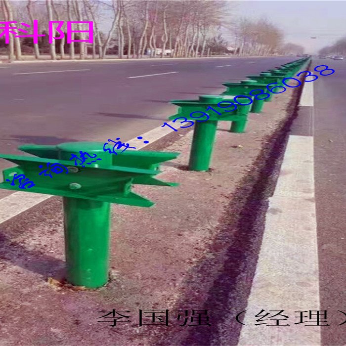 青海省玉树藏族自治州公路护栏板国强配送含施工服务周到6