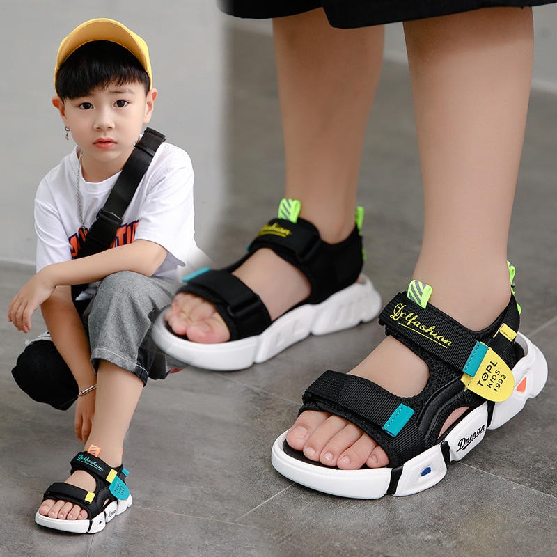 凉鞋2021夏季新款男孩韩版帅气防滑软底中大童儿童运动沙滩鞋