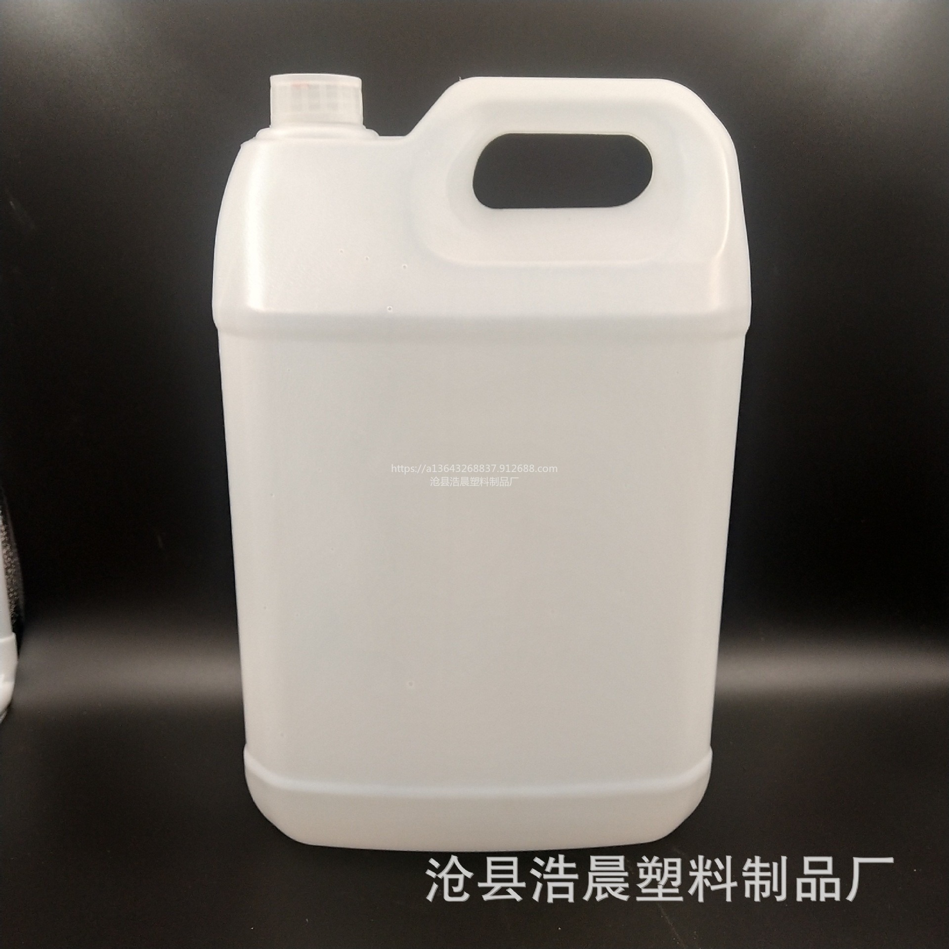 浩晨 厂家直销欢迎咨询10升尿素桶5升尿素桶10公斤尿素桶5公斤尿素桶