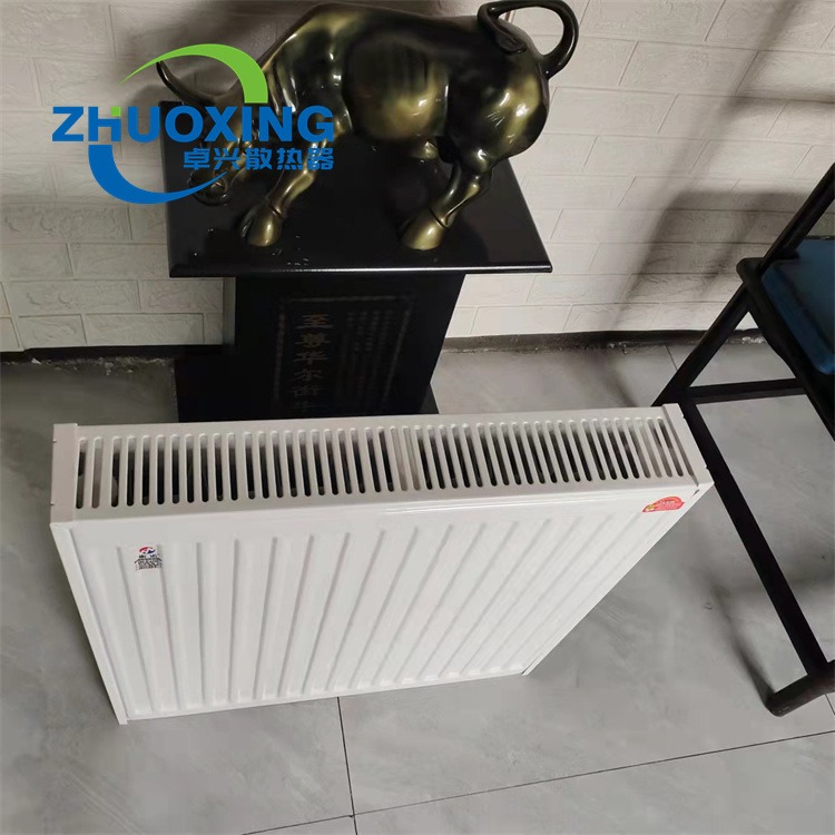 暖气片钢制板式散热器GB22集中供暖改造散热器 家用钢制板式暖气片