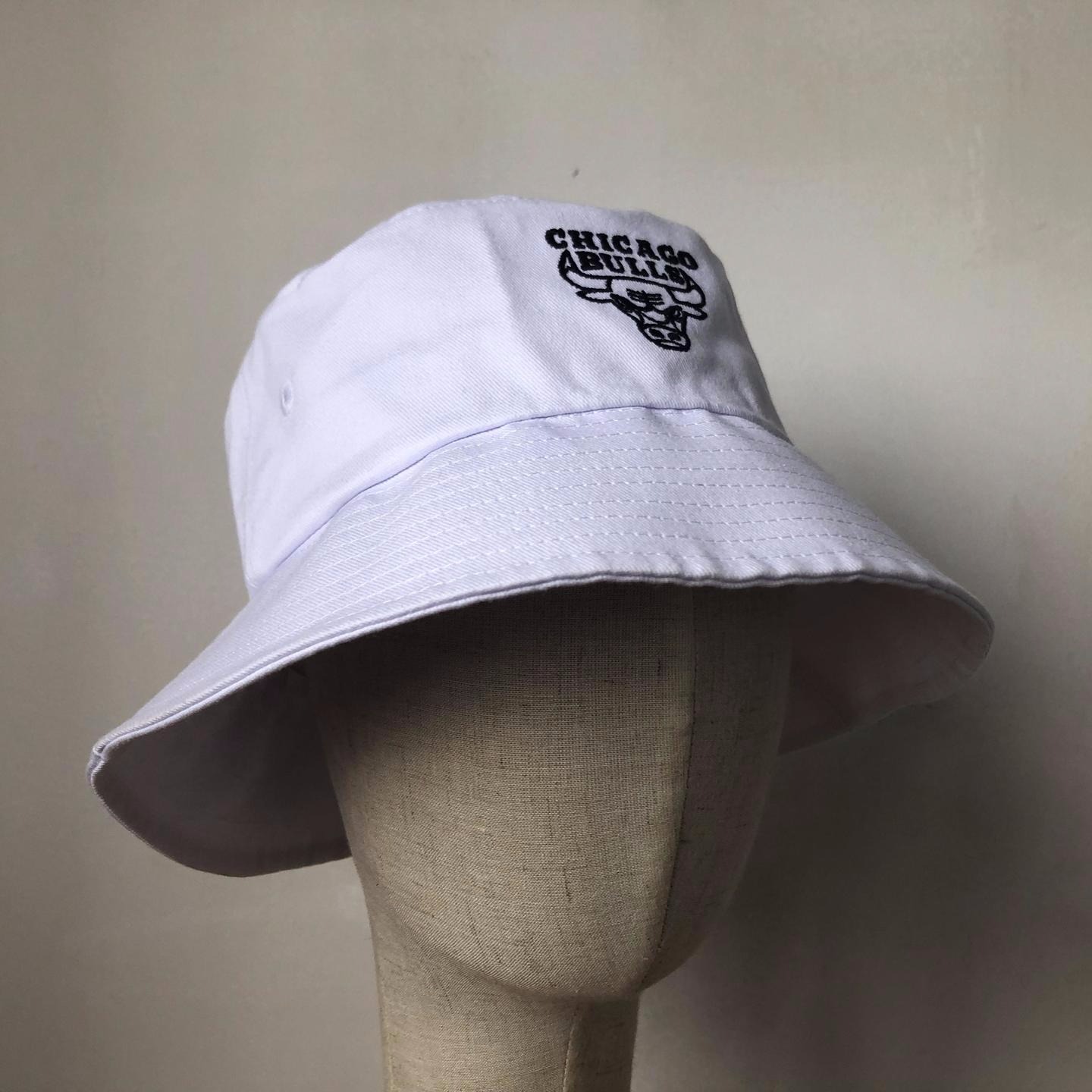 帽子 时尚绣花白色平顶边帽渔夫帽盆帽8