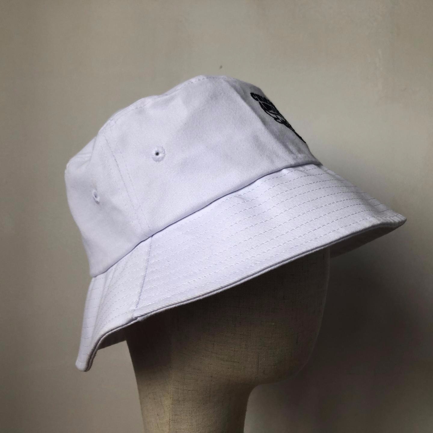 帽子 时尚绣花白色平顶边帽渔夫帽盆帽7