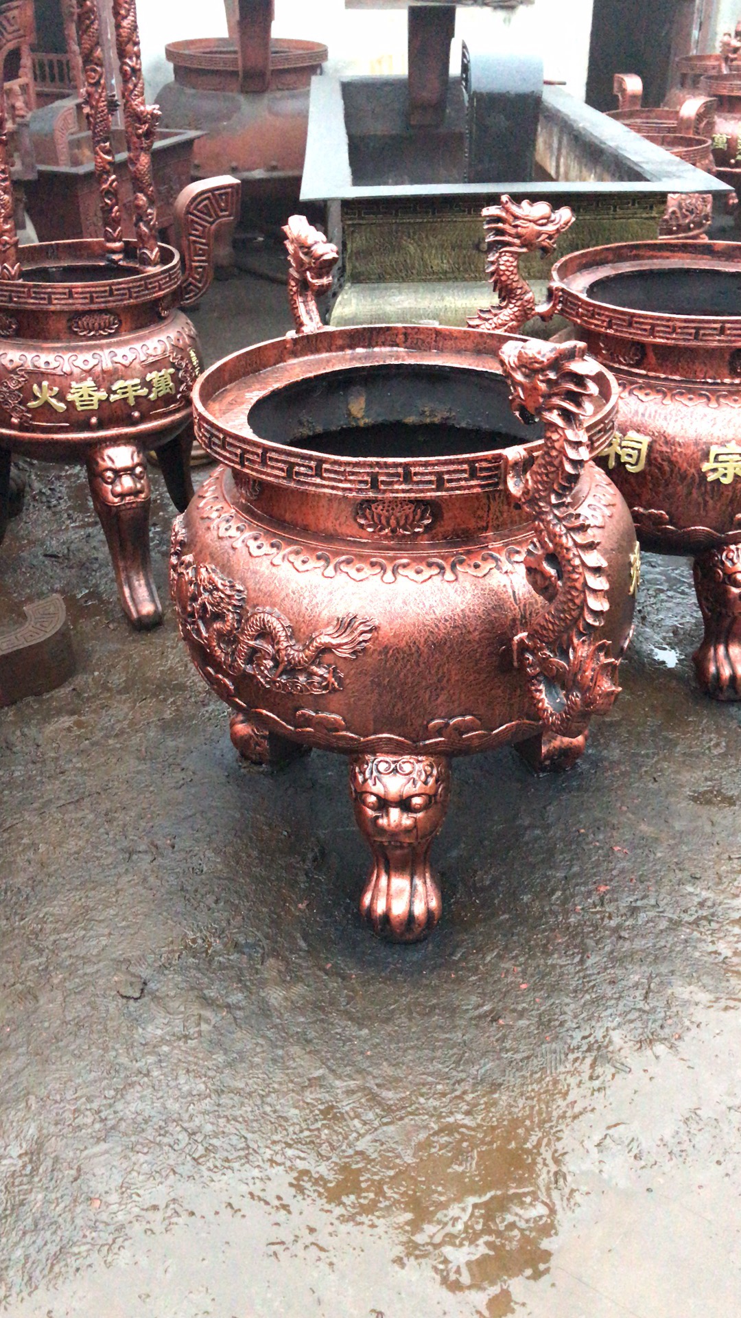 香炉铸造铸铜圆形香炉 圆形小香炉带盖圆四龙柱香炉价格9