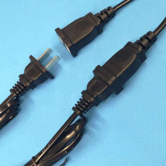 30CM监控安防连接电源母插头2孔中途连接器10A二极电源母插头PVC料注塑成型