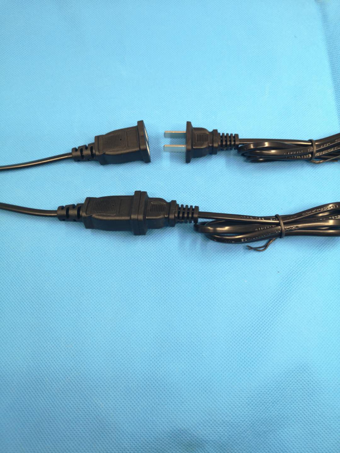 30CM监控安防连接电源母插头2孔中途连接器10A二极电源母插头PVC料注塑成型2