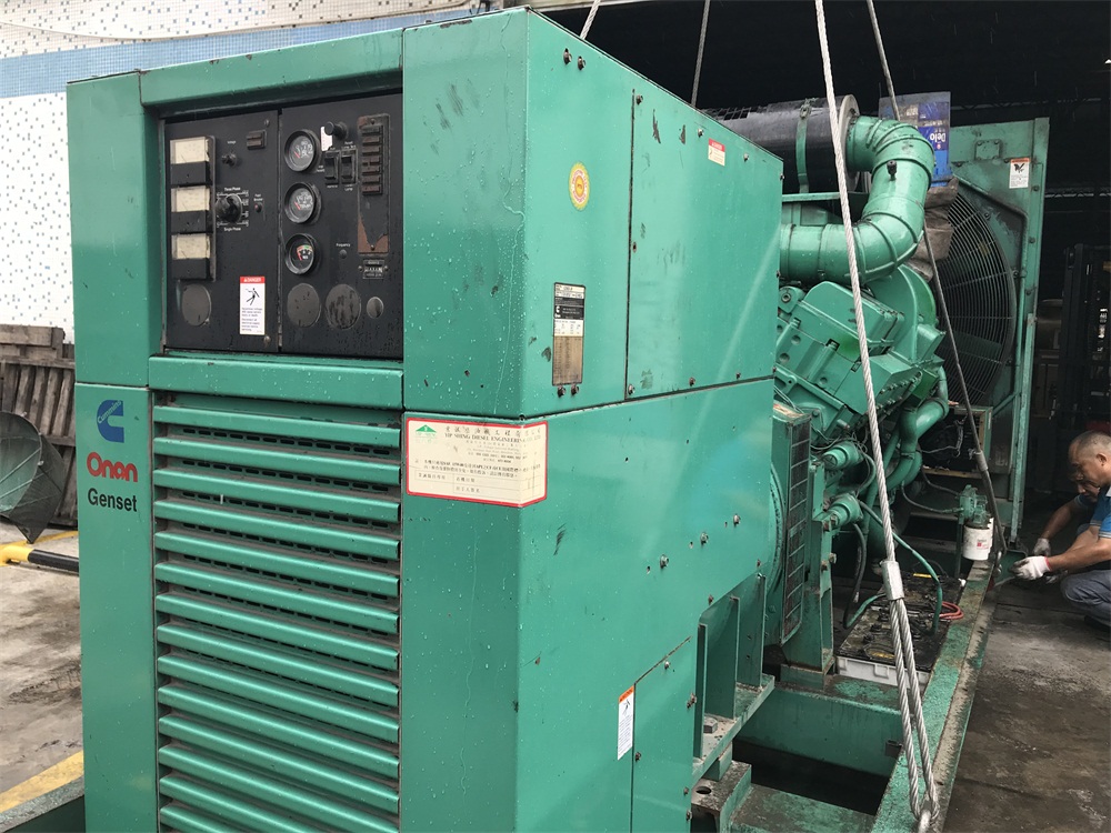 二手發電機價格 二手康明斯660KW柴油發電機組KTA38-G2出售4