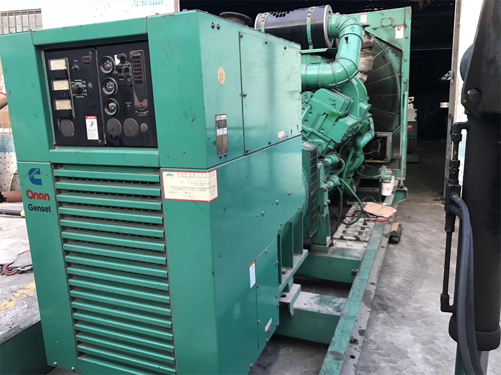 二手發電機價格 二手康明斯660KW柴油發電機組KTA38-G2出售1