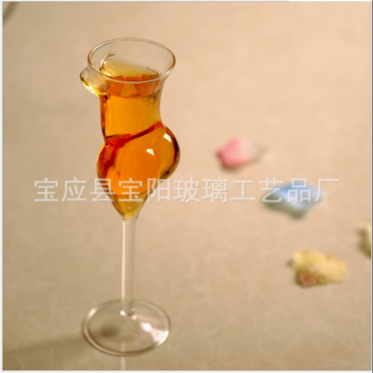 鸡尾酒杯厂家创意玻璃透明酒吧KTV鸡尾酒杯个性创意美体鸡尾酒杯 可按客户需求定制