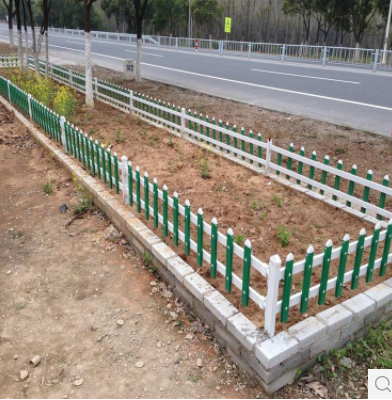 绿化带防护 河北平枥 草坪护栏 支持定做 pvc护栏 pvc绿化护栏2