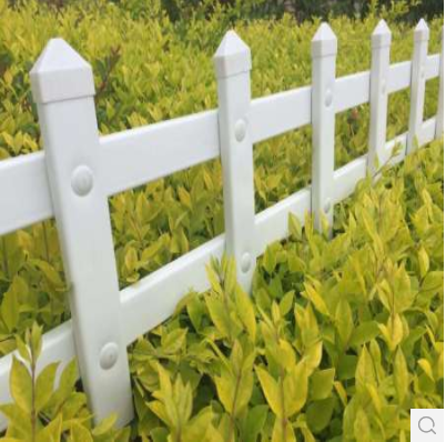 绿化带防护 河北平枥 草坪护栏 支持定做 pvc护栏 pvc绿化护栏5