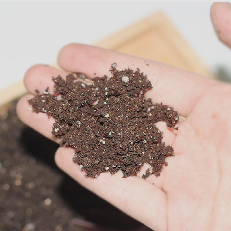 袋大包装泥炭土 植物营养 通用型有机植物种植土 潘氏营养土20L2