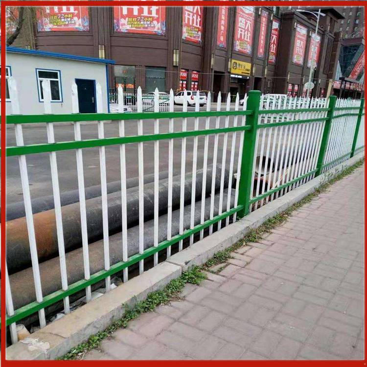 宝鸡锌钢护栏锌钢马路护栏新型围栏网兴来公司